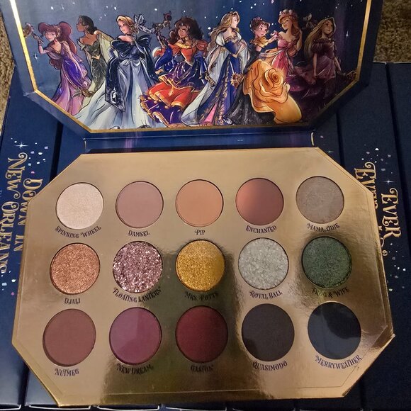 ColourPop x Disney Midnight Masquerade Palette - Picture 3 of 11